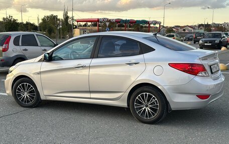 Hyundai Solaris II рестайлинг, 2013 год, 885 000 рублей, 16 фотография