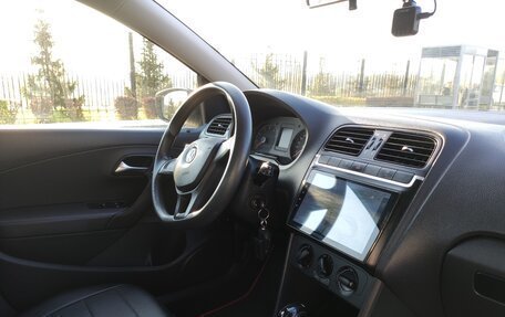 Volkswagen Polo VI (EU Market), 2016 год, 960 000 рублей, 9 фотография