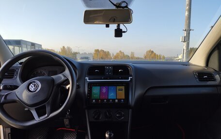 Volkswagen Polo VI (EU Market), 2016 год, 960 000 рублей, 16 фотография