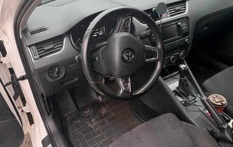 Skoda Octavia, 2015 год, 1 400 000 рублей, 9 фотография