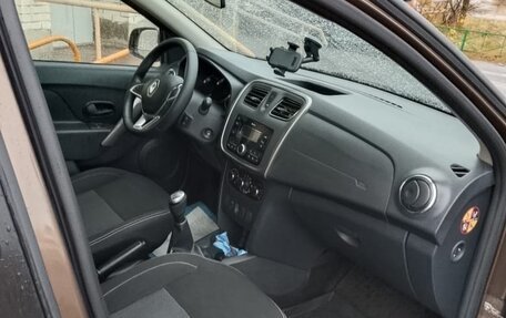 Renault Sandero II рестайлинг, 2020 год, 1 000 000 рублей, 11 фотография