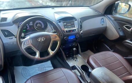 Hyundai ix35 I рестайлинг, 2011 год, 1 060 000 рублей, 10 фотография