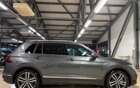 Volkswagen Tiguan II, 2021 год, 3 499 000 рублей, 5 фотография