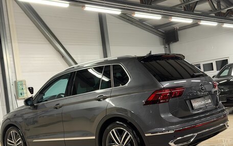 Volkswagen Tiguan II, 2021 год, 3 499 000 рублей, 3 фотография