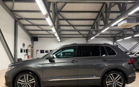 Volkswagen Tiguan II, 2021 год, 3 499 000 рублей, 6 фотография