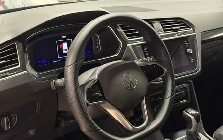 Volkswagen Tiguan II, 2021 год, 3 499 000 рублей, 19 фотография