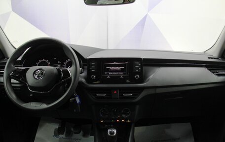 Skoda Rapid II, 2020 год, 1 365 000 рублей, 10 фотография