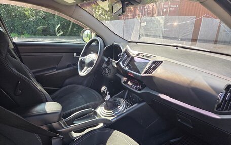 KIA Sportage III, 2011 год, 820 000 рублей, 19 фотография