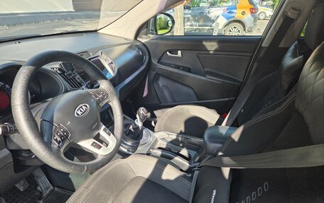 KIA Sportage III, 2011 год, 820 000 рублей, 18 фотография