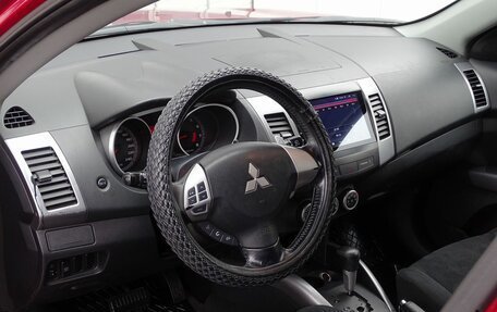 Mitsubishi Outlander III рестайлинг 3, 2008 год, 950 000 рублей, 3 фотография