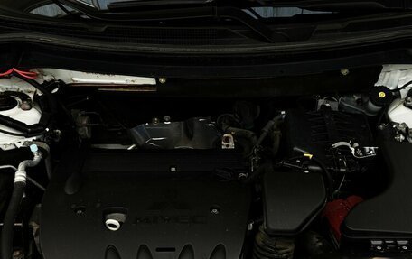 Mitsubishi Outlander III рестайлинг 3, 2019 год, 2 195 000 рублей, 16 фотография