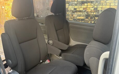 Honda Stepwgn IV, 2019 год, 2 200 000 рублей, 6 фотография