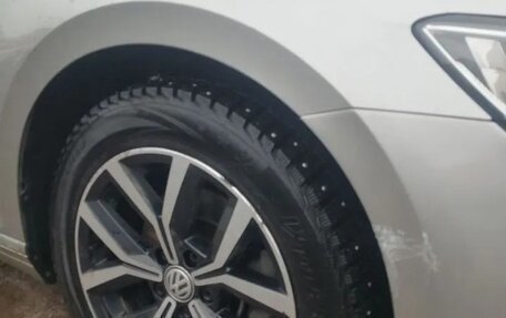 Volkswagen Passat B8 рестайлинг, 2017 год, 1 690 000 рублей, 8 фотография