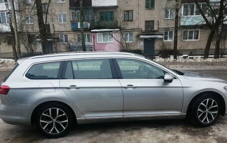 Volkswagen Passat B8 рестайлинг, 2017 год, 1 690 000 рублей, 4 фотография