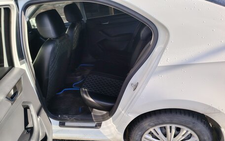 Skoda Rapid II, 2021 год, 1 100 000 рублей, 6 фотография