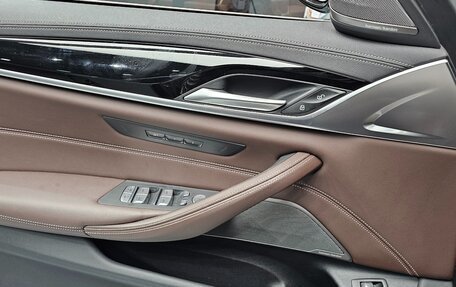 BMW 5 серия, 2022 год, 4 490 001 рублей, 13 фотография