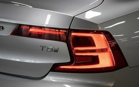 Volvo S90 II рестайлинг, 2017 год, 2 150 000 рублей, 26 фотография