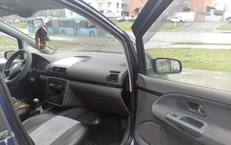 Volkswagen Sharan I рестайлинг, 2001 год, 450 000 рублей, 10 фотография