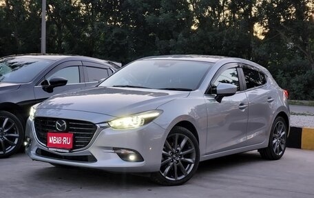 Mazda Axela, 2017 год, 2 000 000 рублей, 1 фотография