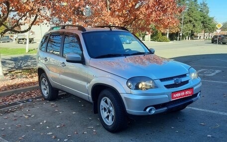 Chevrolet Niva I рестайлинг, 2019 год, 870 000 рублей, 1 фотография