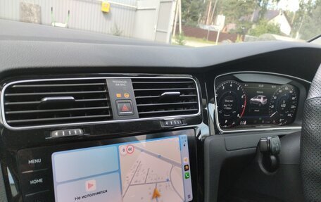 Volkswagen Golf VII, 2017 год, 1 740 000 рублей, 4 фотография