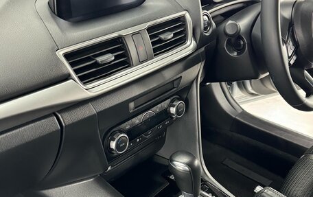 Mazda Axela, 2016 год, 1 150 000 рублей, 7 фотография