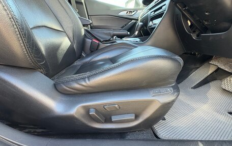 Mazda Axela, 2017 год, 2 000 000 рублей, 10 фотография