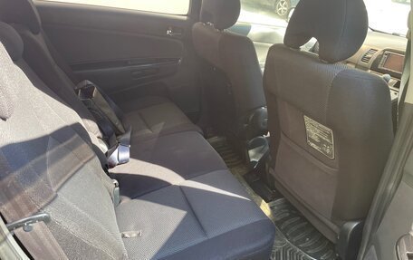 Toyota Wish II, 2004 год, 850 000 рублей, 11 фотография