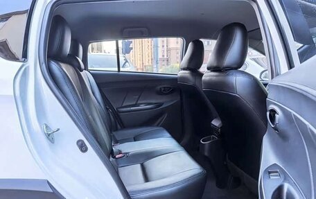 Toyota Yaris XP150 рестайлинг, 2021 год, 1 200 000 рублей, 7 фотография