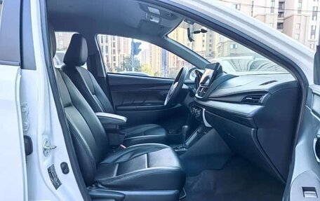 Toyota Yaris XP150 рестайлинг, 2021 год, 1 200 000 рублей, 5 фотография