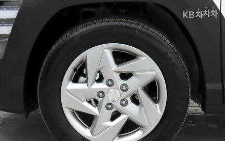 Hyundai Kona, 2025 год, 2 400 000 рублей, 4 фотография