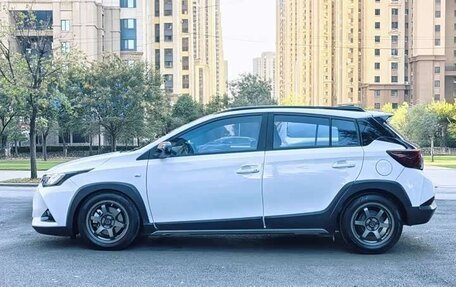 Toyota Yaris XP150 рестайлинг, 2021 год, 1 200 000 рублей, 15 фотография