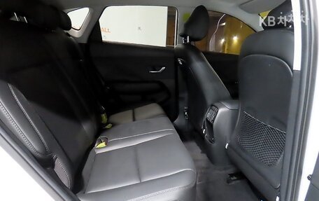 Hyundai Kona, 2025 год, 2 400 000 рублей, 12 фотография