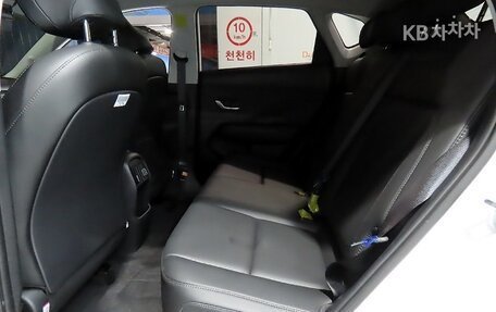 Hyundai Kona, 2025 год, 2 400 000 рублей, 13 фотография