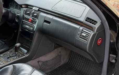 Mercedes-Benz E-Класс AMG, 1998 год, 1 550 000 рублей, 23 фотография