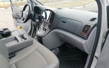 Hyundai Grand Starex Grand Starex I рестайлинг 2, 2008 год, 1 100 000 рублей, 14 фотография