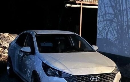 Hyundai Solaris II рестайлинг, 2018 год, 800 000 рублей, 11 фотография