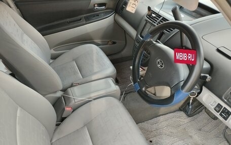 Toyota Opa I рестайлинг, 2001 год, 490 000 рублей, 3 фотография