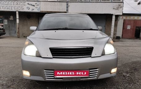 Toyota Opa I рестайлинг, 2001 год, 490 000 рублей, 17 фотография