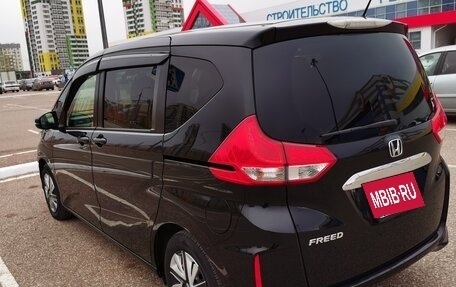 Honda Freed II, 2017 год, 1 360 000 рублей, 6 фотография
