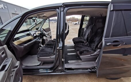 Honda Freed II, 2017 год, 1 360 000 рублей, 10 фотография