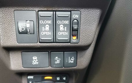 Honda Freed II, 2017 год, 1 360 000 рублей, 20 фотография