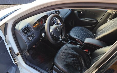 Volkswagen Polo VI (EU Market), 2017 год, 970 000 рублей, 9 фотография