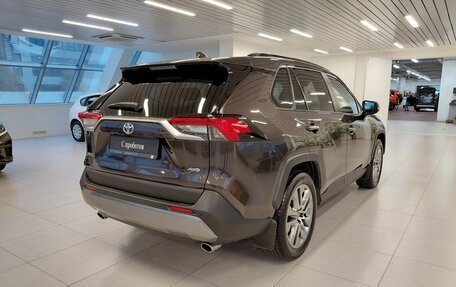 Toyota RAV4, 2020 год, 3 870 000 рублей, 2 фотография