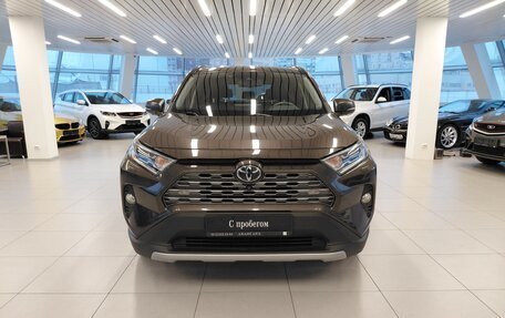Toyota RAV4, 2020 год, 3 870 000 рублей, 3 фотография