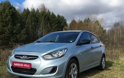 Hyundai Solaris II рестайлинг, 2011 год, 820 000 рублей, 1 фотография