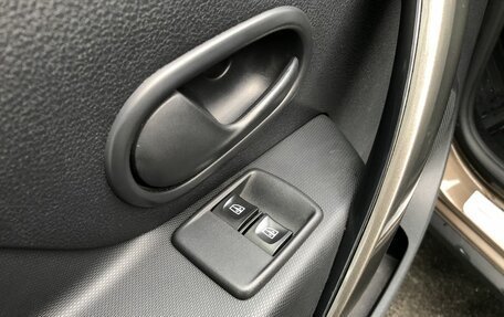 Renault Sandero II рестайлинг, 2019 год, 1 247 500 рублей, 14 фотография