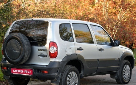 Chevrolet Niva I рестайлинг, 2011 год, 470 000 рублей, 7 фотография