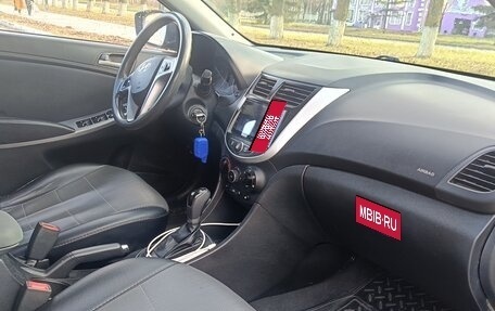 Hyundai Solaris II рестайлинг, 2014 год, 860 000 рублей, 7 фотография