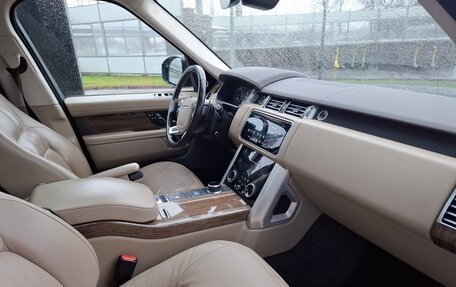 Land Rover Range Rover IV рестайлинг, 2019 год, 7 420 000 рублей, 24 фотография